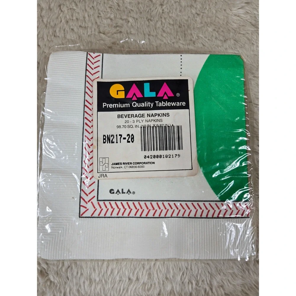 Vintage‎ Gala Baseball Field Beverage Napkins 20 Count 3-Ply Retro Sports